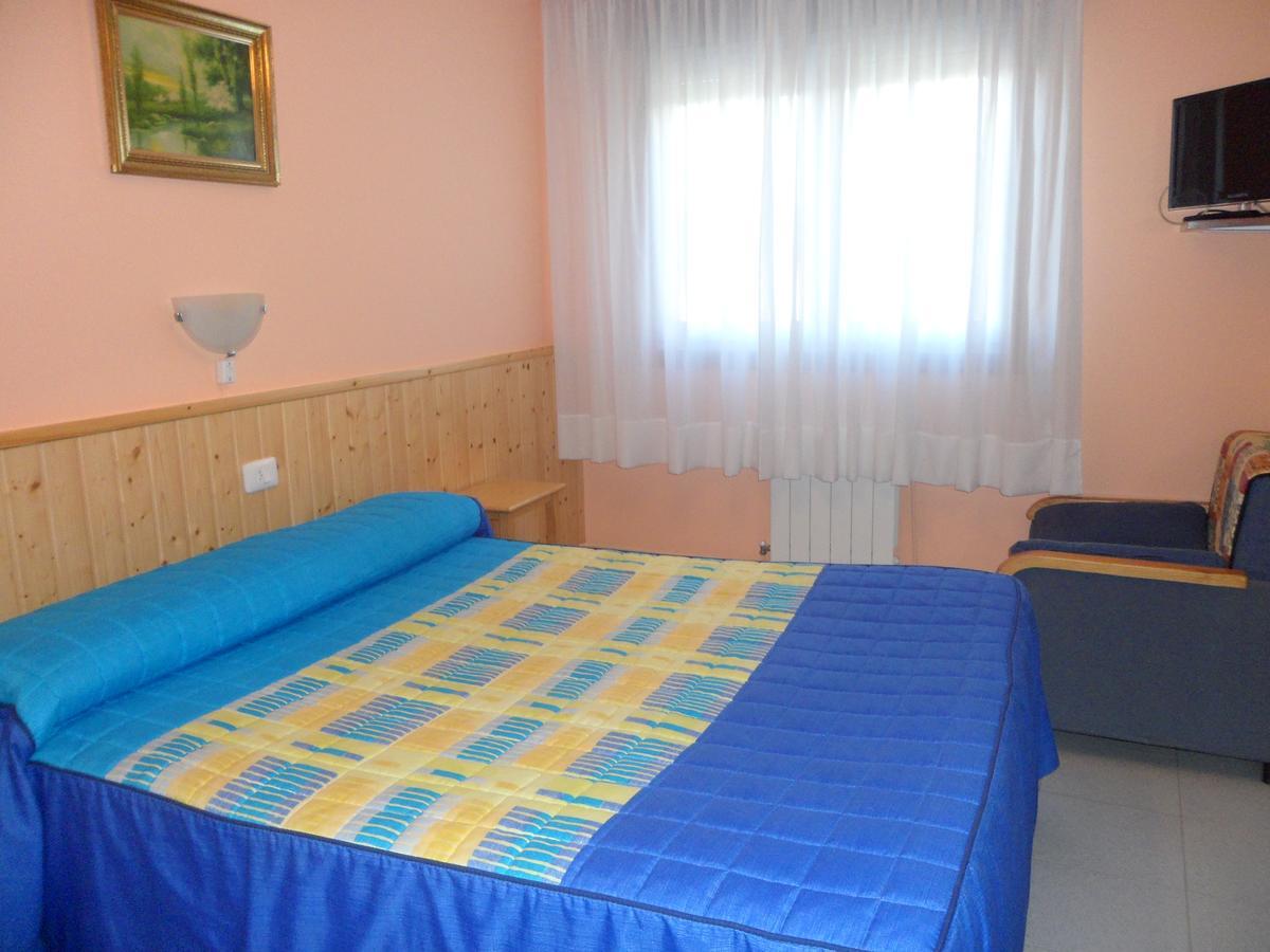 Hostal Alce Hotel Nigran Luaran gambar