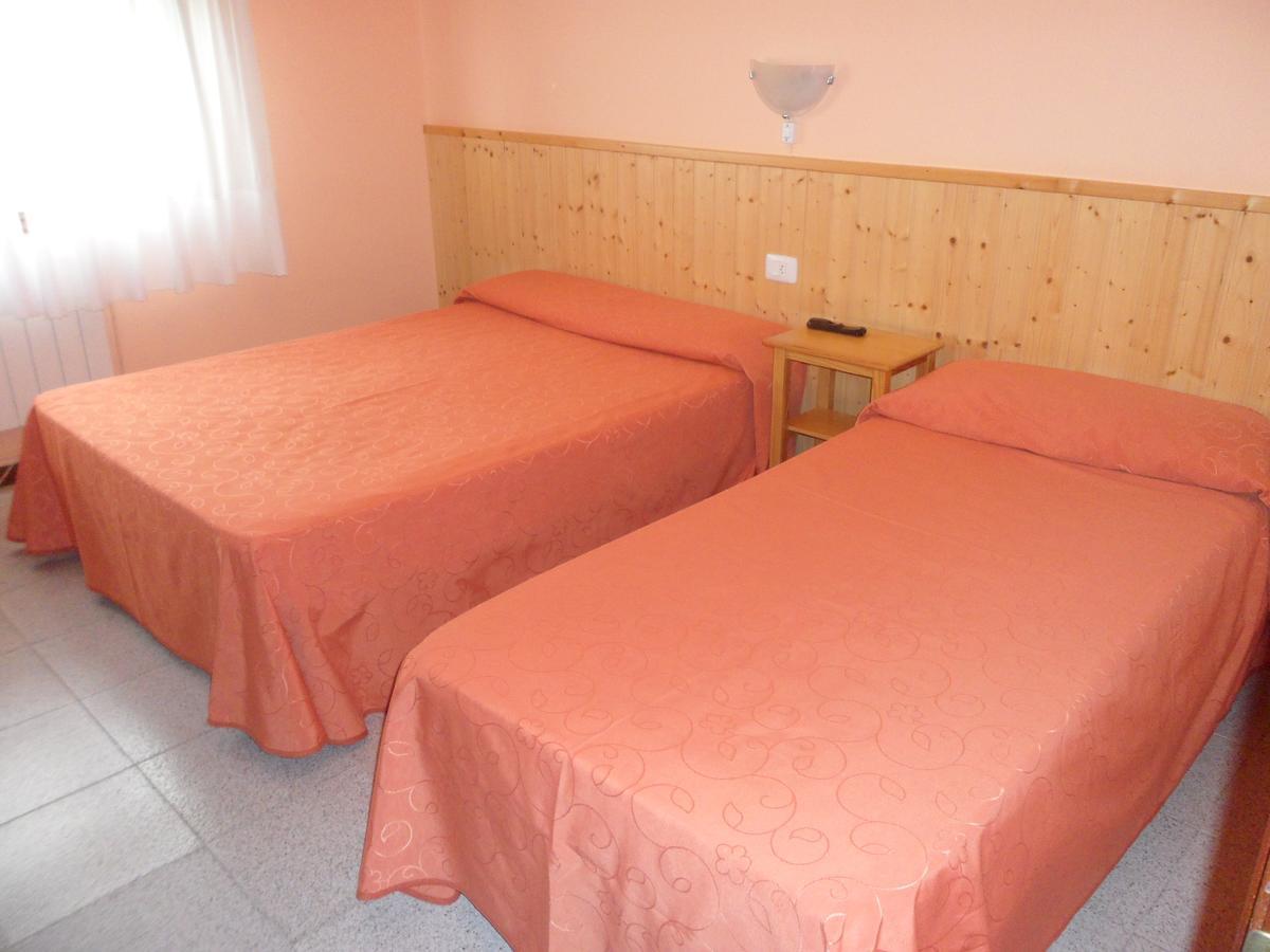 Hostal Alce Hotel Nigran Luaran gambar